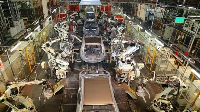 Bu fabrikada maaşlar dudak uçuklattı! Yüzde 100 zam yapıldı