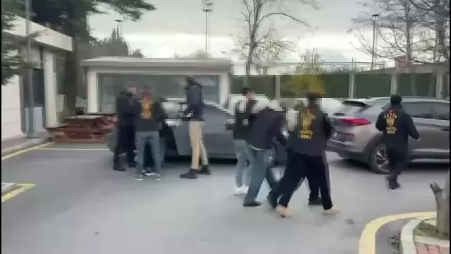 2 aylık bebeğin açlıktan öldüğü vahşette komşu konuştu: Eve erkekler girip çıkıyordu