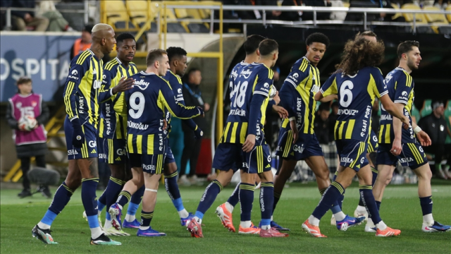 Fenerbahçe 11'i! UEFA Fenerbahçe Aston Villa maç kadrosu ilk 11'ler belli oldu mu? FB Aston Villa maç kadrosu ilk 11!