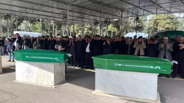Acı hikaye! İkizleri ölüm ayırdı, 3 cenaze yan yana defnedildi