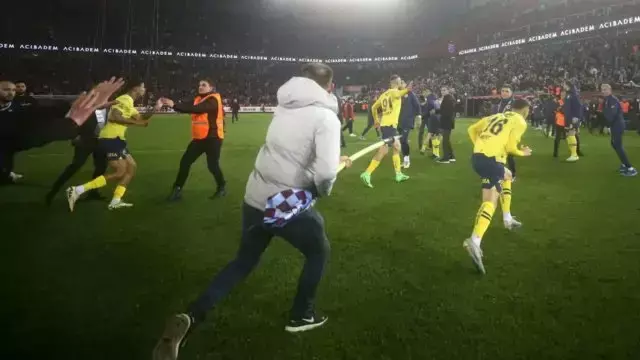 Ortalık yangın yeri! Dev maça atanan hakemi gören futbolseverler çıldırdı