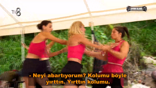 Survivor'da Nagihan, Seren Ay'ı hastanelik etti