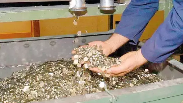 Darphane iki madeni paranın üretimini durdurdu