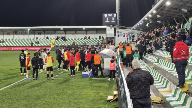Stattan çıkarılmıştı! Irkçı söylemde bulunduğu iddia edilen taraftarın akıbeti belli oldu