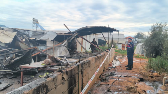 Antalya'da yangın faciası: 5'i &ccedil;ocuk 6 &ouml;l&uuml;