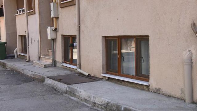 Tosuncuk'un Bursa'da ikamet ettiği 80 metrekarelik evi görüntülendi