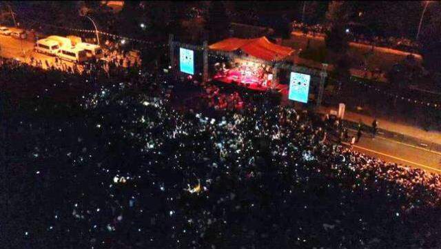 Elbistan Festivali'nde Cem Adrian coşkusu! On binlerce kişi konsere akın etti