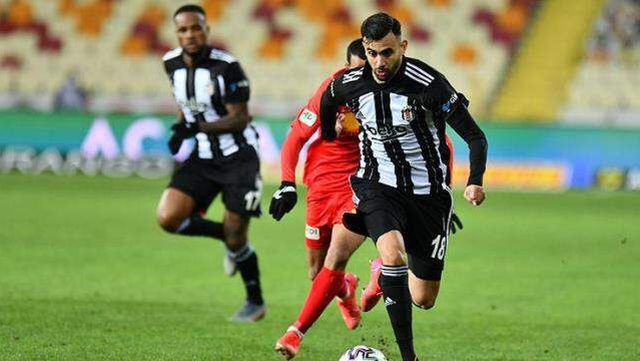 Cenk Tosun'dan çarpıcı Ghezzal yorumu: Yavaş bir futbolcu