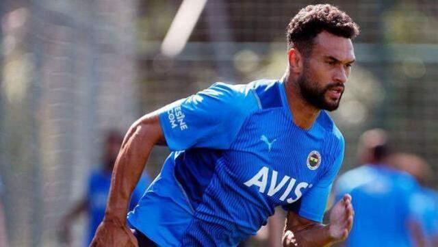 Caulker, F.Bahçe'de bir tek maça çıkmadan Beşiktaş'a transfer oluyor
