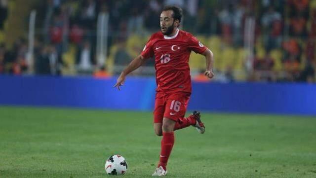 Eski milli futbolcudan TFF'ye milliyetçilik göndermesi! Yeni hoca önerisi de yaptı