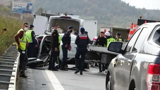 İHH GÖNÜLLÜLERİ KAZA YAPTI 4 ÖLÜ