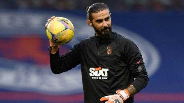 Aşı olur gibi korona oluyor! 1 yılda 3 kez pozitif çıkarak Galatasaray'da oynadığı maç sayısını solladı