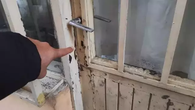Yatak odasından gelen seslere koşan genç, katil oldu: Kapıyı açtığımda pantolonu inikti