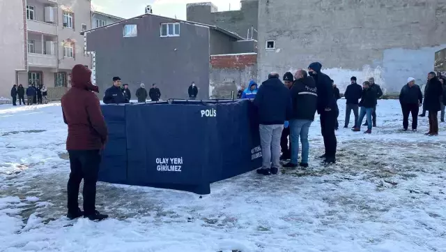 Boş arsada şüpheli ölüm! Başından vurulmuş halde karların arasında ölü bulundu