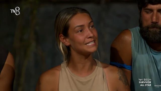 Survivor Elif, mide rahatsızlığından dolayı yarışmaya veda etti