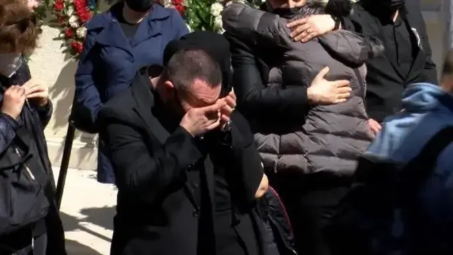 Rober Hatemo'nun babası son yolculuğuna uğurlandı