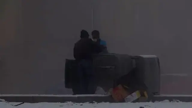 Erzurum bahar ortasında kışı yaşadı! Gece lapa lapa kar yağdı, sabah sis bastırdı