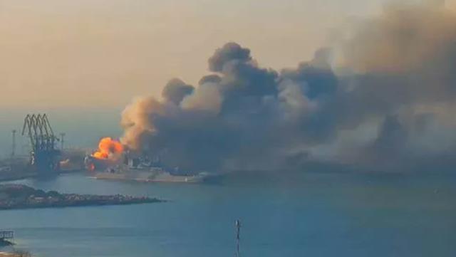 Rusya ve Ukrayna sınırında görülen nükleer bombardıman uçağı korkuya sebep oldu