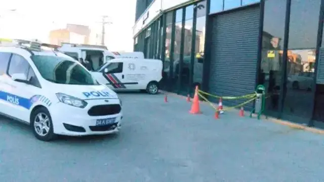 ÇATALCA'DA BALIK TUTARKEN BULDUĞU TOP MERMİSİNİ ESENYURT'A MİNİBÜSTE GETİRDİ