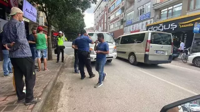 Hem çaldığı araçla ters yöne girdi üstüne emniyet müdürüne yakalandı