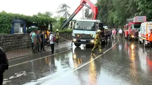 İstanbul Beykoz'da istinat duvarı çöktü: 1 kişi göçük altında