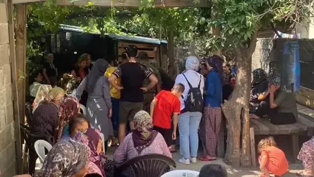 Mayın arama faaliyeti sırasında silahı ateş alan Sözleşmeli Er Atakan Çakır şehit düştü