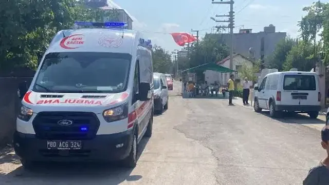 Mayın arama faaliyeti sırasında silahı ateş alan Sözleşmeli Er Atakan Çakır şehit düştü