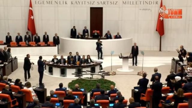 Haberler.com Türkiye ve dünya haber gündemi: Haberler.com editörleri 1 Ekim 2022'deki önemli haberleri ve haber başlıklarını sizler için derledi!