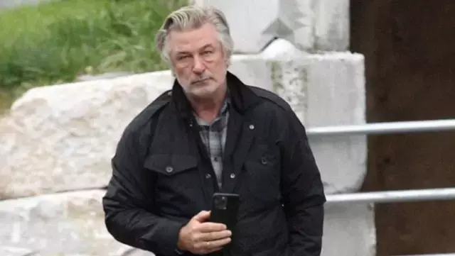 Film setindeki kazada ölen çalışanın ailesi anlaşmaya vardı! ABD'li aktör Alec Baldwin, setlere geri dönecek