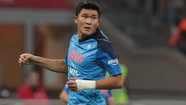Fenerbahçeliler, Kim Min-Jae'ye 'Kal' dediği için bin pişman! Sözleri taraftarı derinden yaraladı