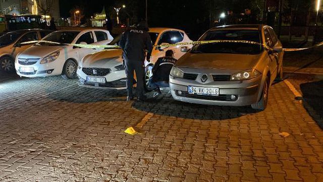Sağlık çalışanı evinin önünde öldürüldü