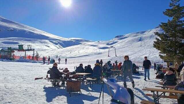 Yarıyılda tatilcilerin kayak tercihi Antalya oldu