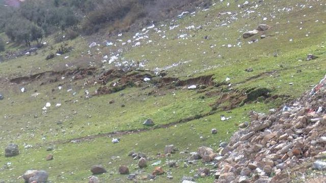 Köy fay hattı üzerine kuruluydu! Deprem sonrası tam 200 evden sadece 10'u ayakta kalabildi