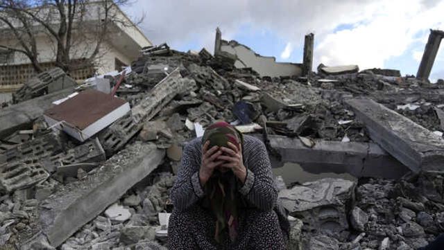 Son Dakika: Kahramanmaraş merkezli depremlerde hayatını kaybedenlerin sayısı 47 bin 932'ye yükseldi