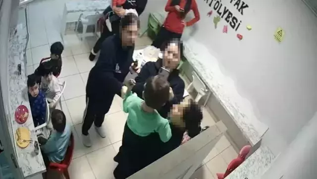 Kreşte dehşet: Gerçek kamerada ortaya çıktı