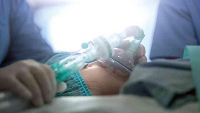 İngiltere'de 2009 sonrası doğanlara ömür boyu sigara satışı yasaklandı