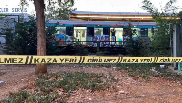 İstanbul'da Marmaray'da intihar