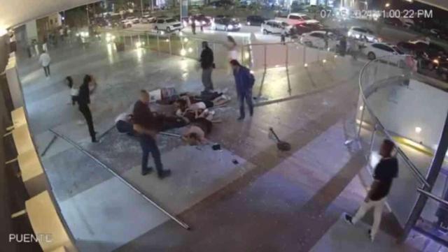 Meksika'da gece kulübünde facia: Cam balkon çöktü, 3 ölü 16 yaralı