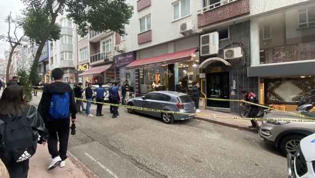 Berberde traş oluyordu, ağabeyi ensesinden vurarak öldürdü