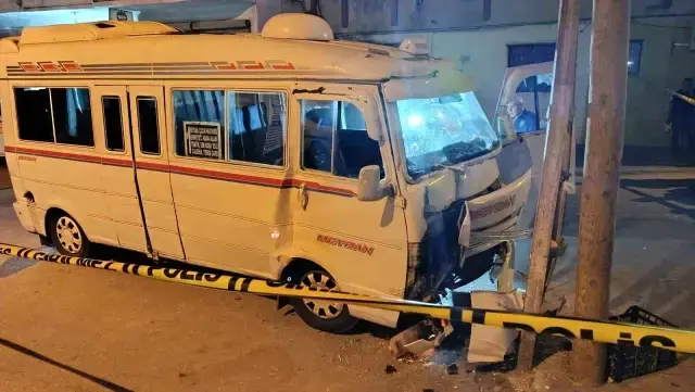 Kanlı pusu! Kurşunlara rağmen 600 metre sürdü, direğe çarptı