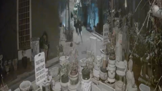 Sinyal tespit edilmesin diye telefonu alüminyum folyoya sardılar