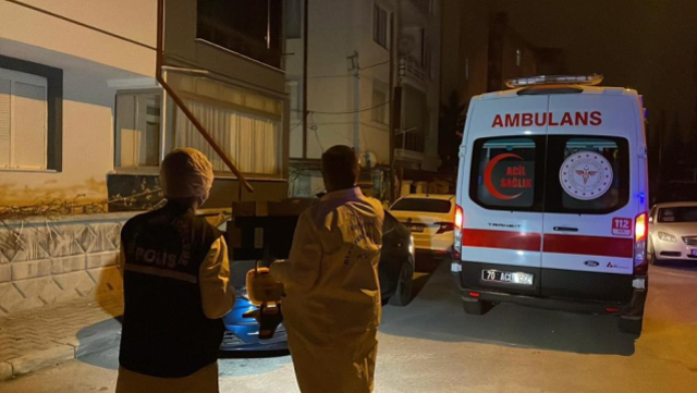 Boşanma aşamasındaki eşini boğarak öldürüp kendini astı