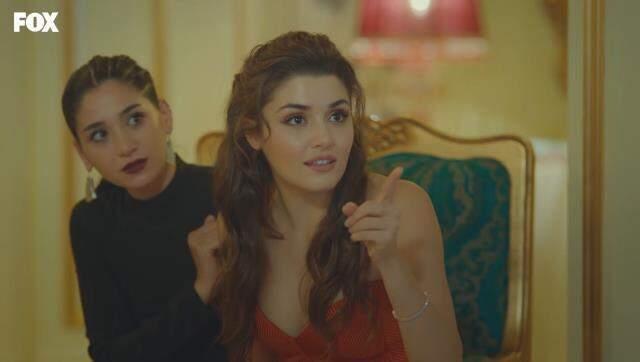 Murat Dalkılıç, Hande Erçel'in yakın arkadaşıyla aşk yaşıyor