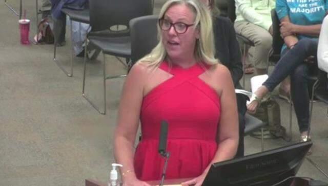 Okulda büyük skandal! Kütüphanede öğrencileri ters cinsel ilişkiye özendiren kitap bulundu