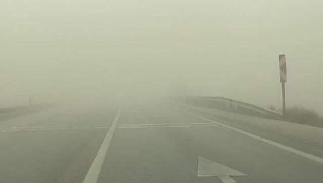 Niğde'de kum fırtınası nedeniyle meydana gelen zincirleme kazada 7 kişi yaralandı