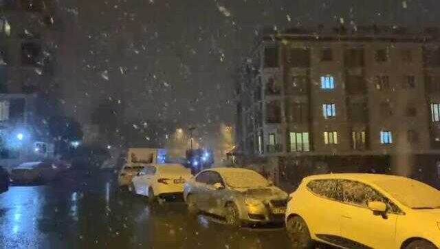 İstanbul'da kar yağışı başladı-1