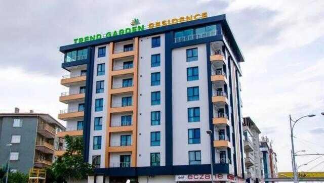 İsyan ettiren görüntü! 3 yıl önce yapılan rezidans depremde kağıt gibi katlandı