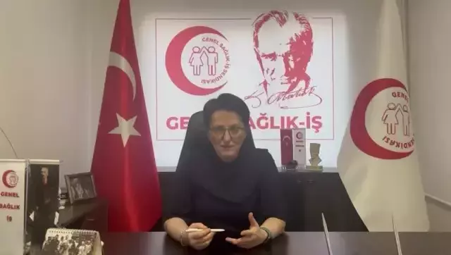 Sağlık Çalışanları Memur Maaşı Zammını Protesto Ediyor