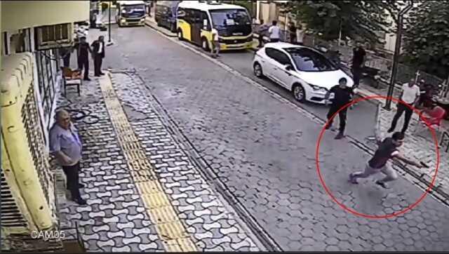 Nusaybin'de Husumetli Aileler Arasında Silahlı Kavga Görüntüleri Ortaya Çıktı