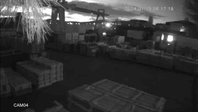 Sultanbeyli'de 3 işçinin hayatını kaybettiği yangının çıktığı anlara ait güvenlik kamerası görüntüleri ortaya çıktı